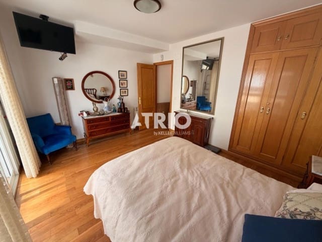 Piso de 2 habitaciones en Burgos ciudad en venta - 235.000 € (Ref: 9790001)