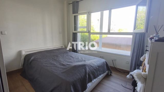 1 chambre Appartement à vendre à Santa Ponsa, Calvià - 240 000 € (Ref: 9793707)