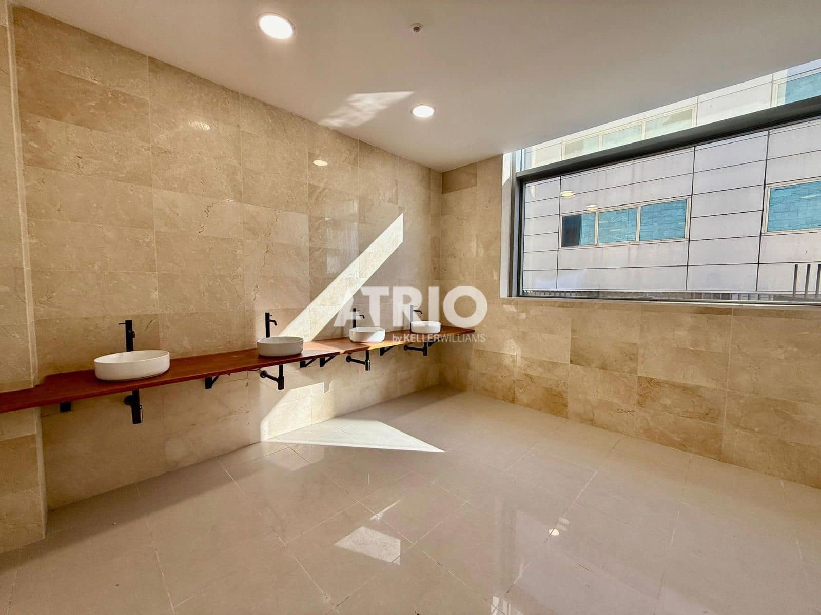 Commercial for rent in Palma de Mallorca with garage - € 20,000 (Ref: 9807289)