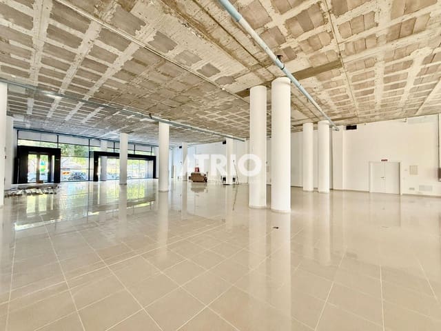 Commercial for rent in Palma de Mallorca with garage - € 20,000 (Ref: 9807289)