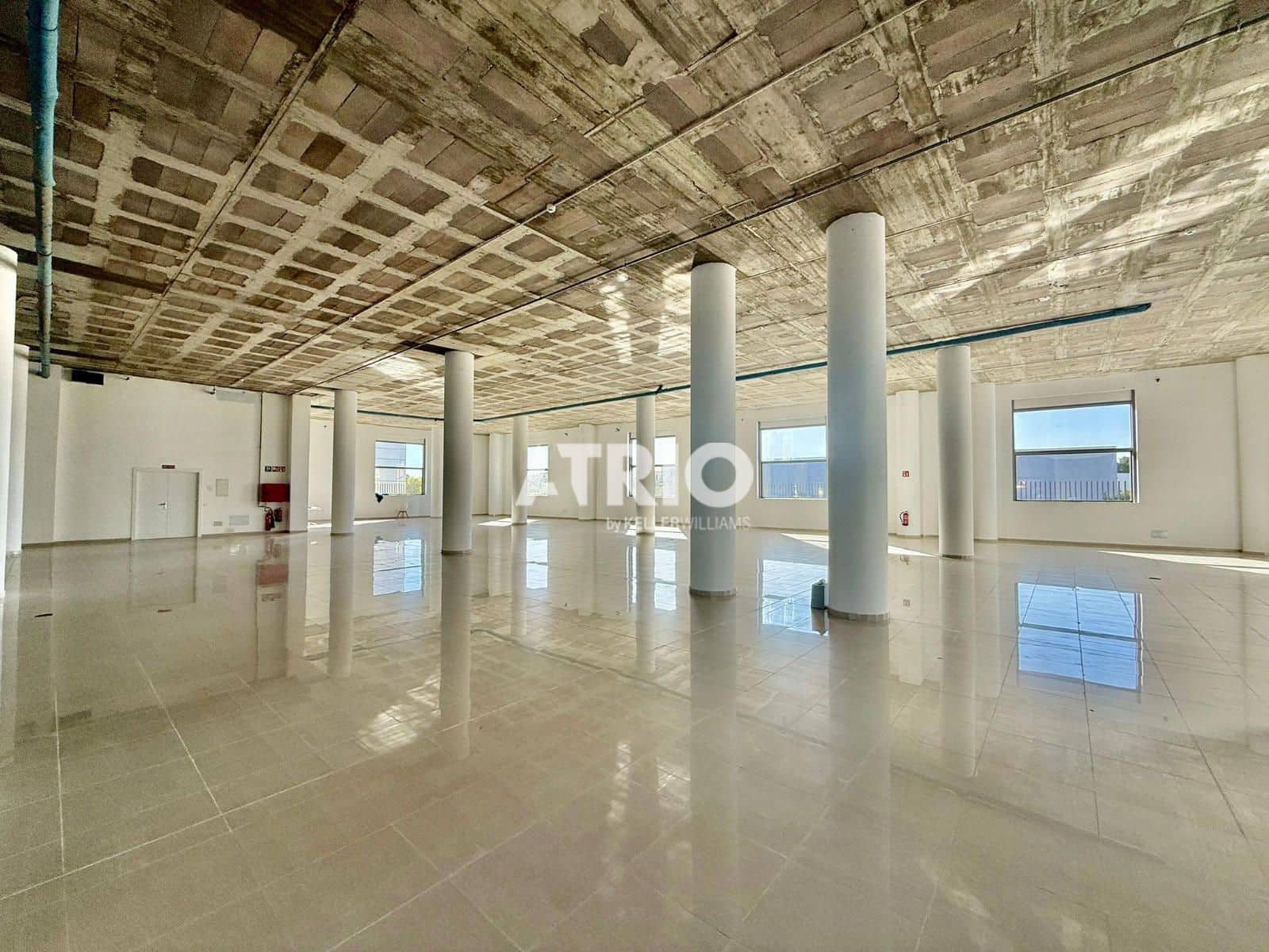 Commercial for rent in Palma de Mallorca with garage - € 20,000 (Ref: 9807289)