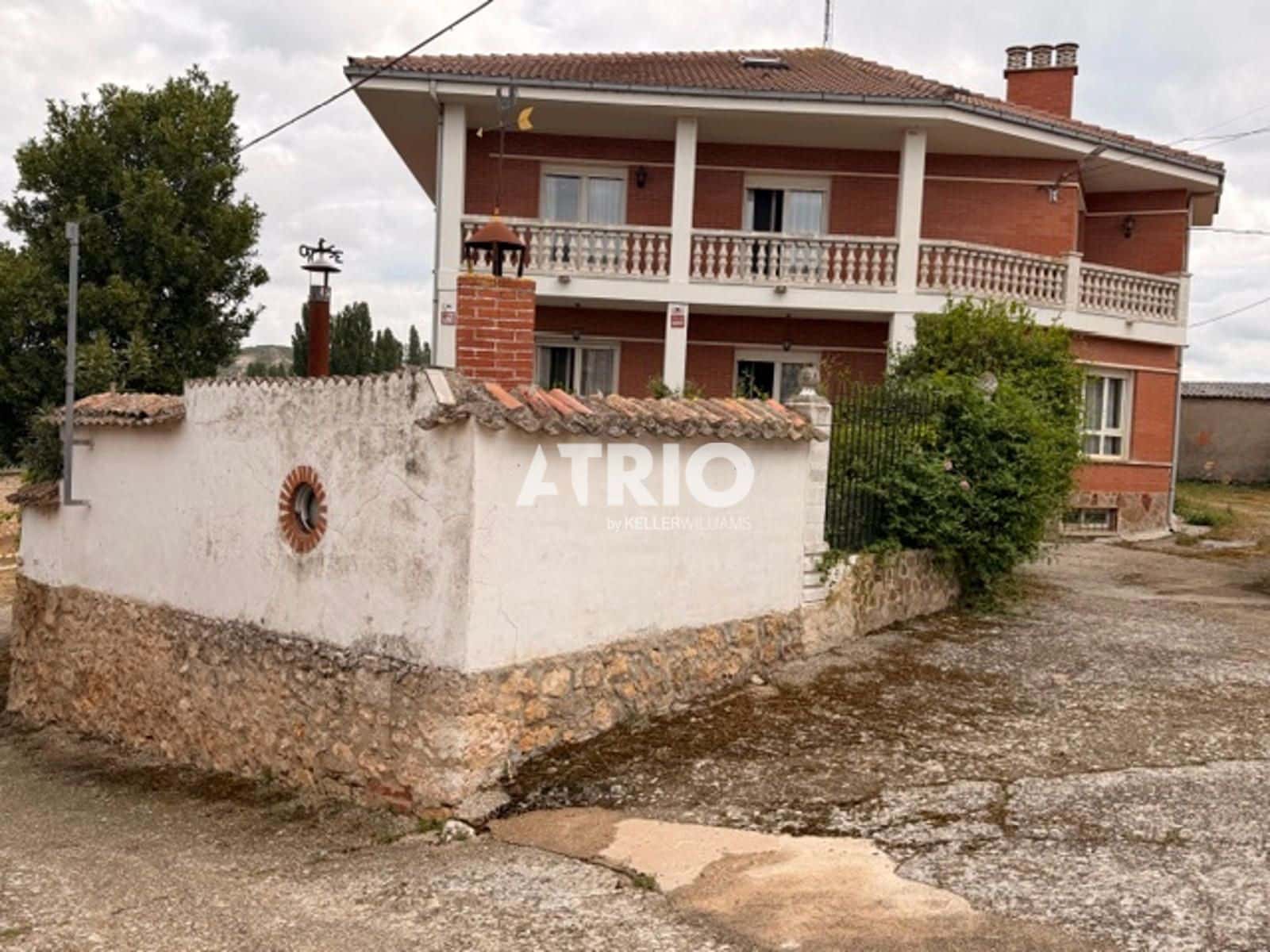 7 sovrum Villa till salu i Lerma med garage - 175 000 € (Ref: 9807539)