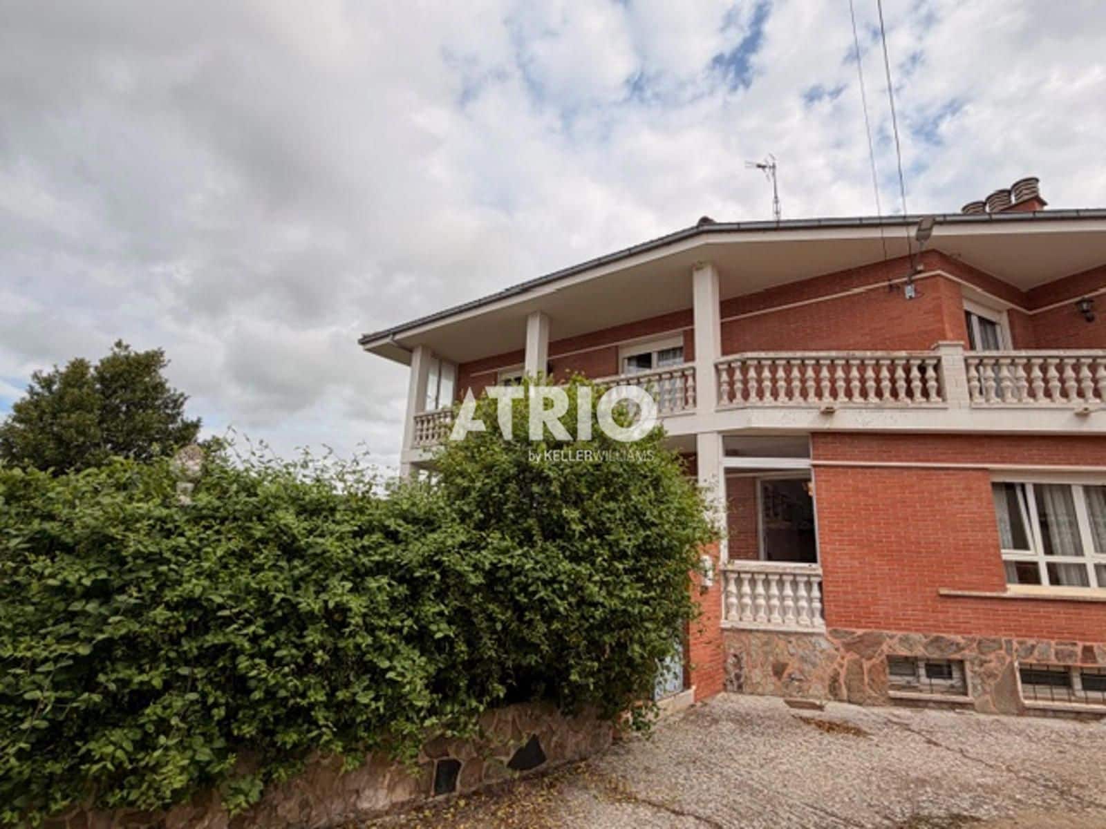 7 sovrum Villa till salu i Lerma med garage - 175 000 € (Ref: 9807539)