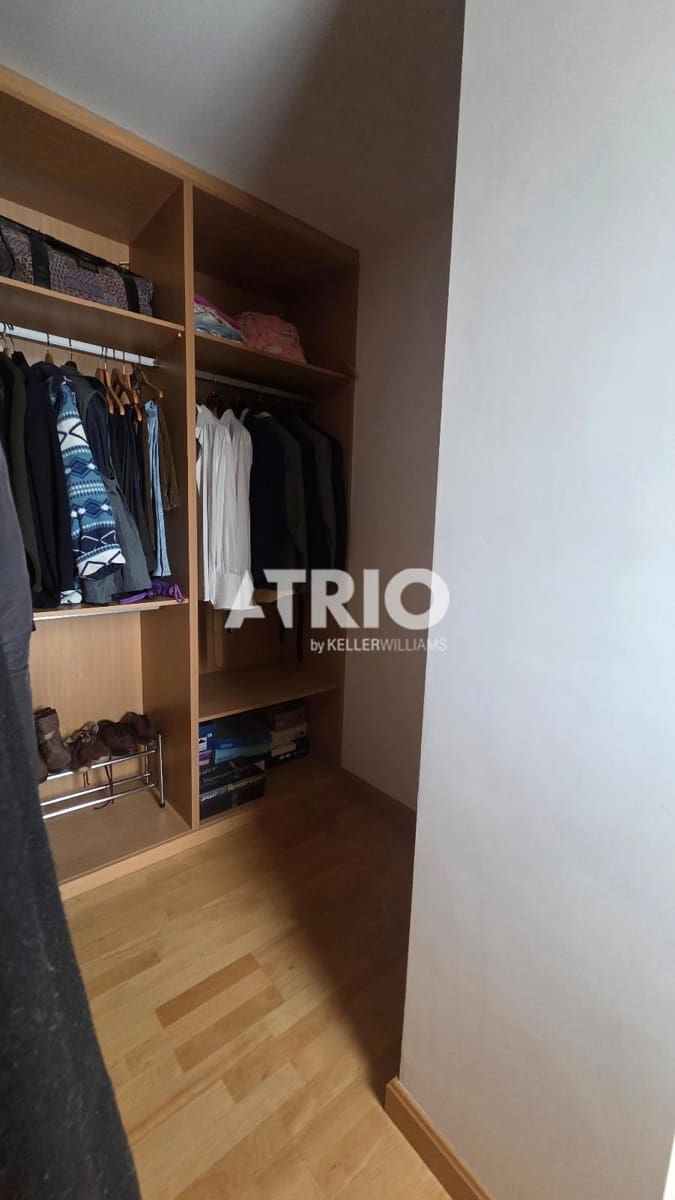 4 bedroom Townhouse for sale in Burgos city with garage - € 639,000 (Ref: 9816209)