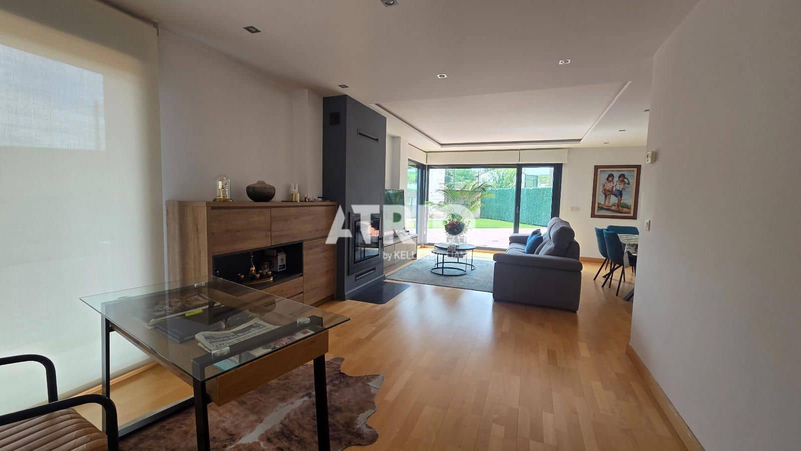 4 bedroom Townhouse for sale in Burgos city with garage - € 639,000 (Ref: 9816209)