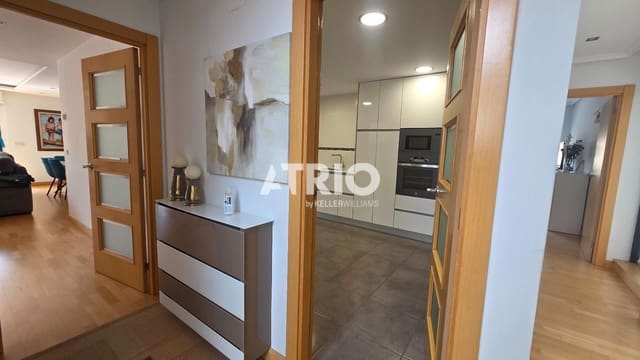 4 soveværelse Byhus til salg i Burgos by med garage - € 639.000 (Ref: 9816209)
