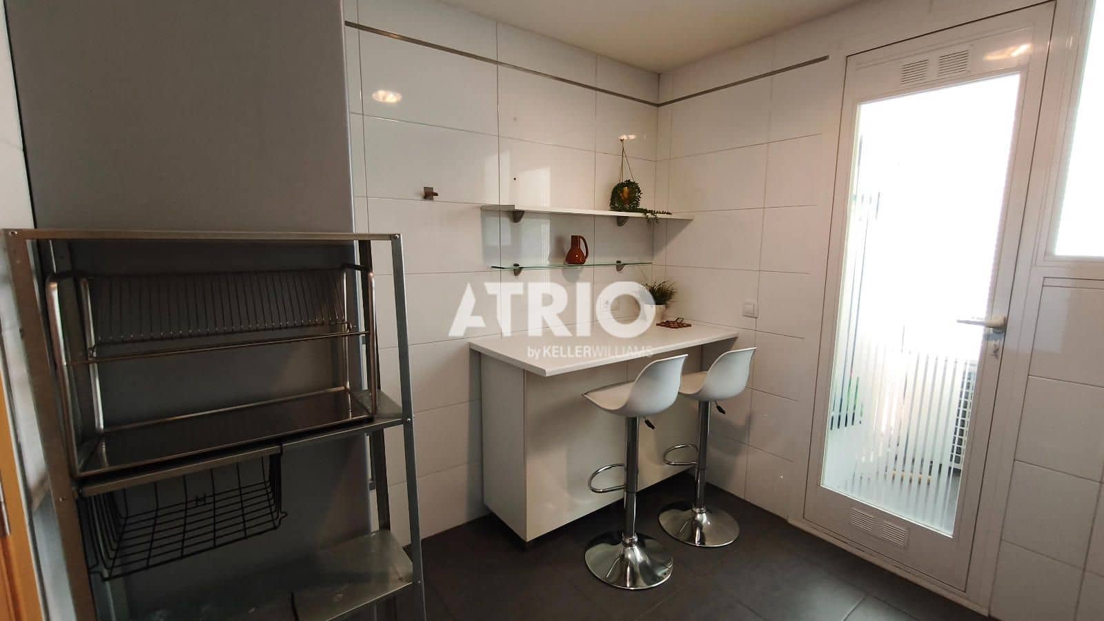 1 makuuhuone Asunto vuokrattavana paikassa Palma de Mallorca mukana uima-altaan 
autotalli - 1 350 € (Ref: 9819273)
