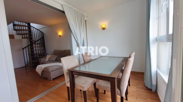 1 makuuhuone Asunto vuokrattavana paikassa Palma de Mallorca mukana uima-altaan 
autotalli - 1 350 € (Ref: 9819273)