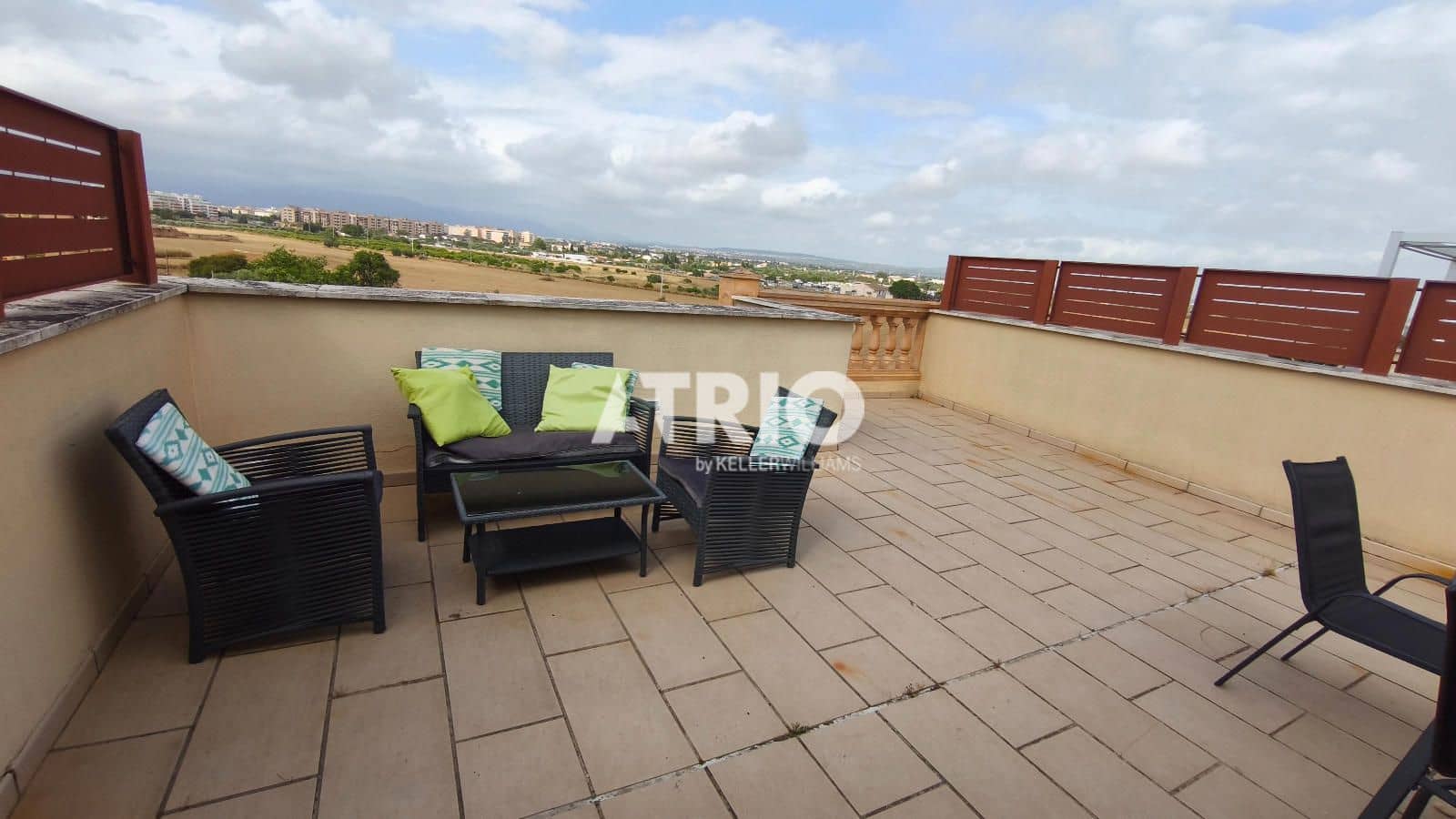 1 makuuhuone Asunto vuokrattavana paikassa Palma de Mallorca mukana uima-altaan 
autotalli - 1 350 € (Ref: 9819273)
