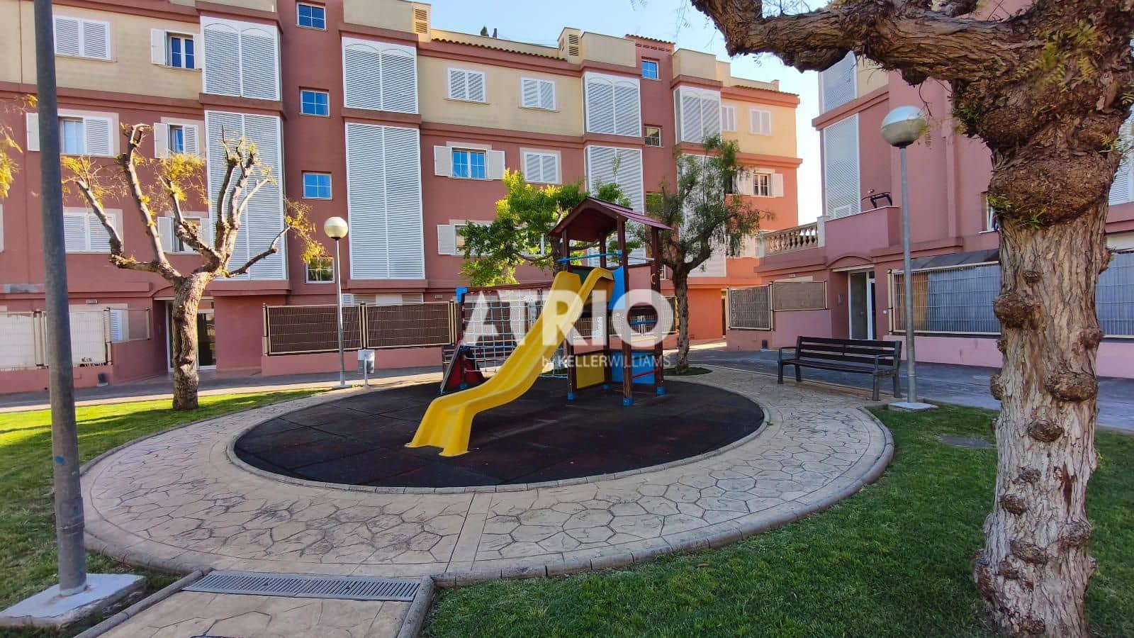 1 makuuhuone Asunto vuokrattavana paikassa Palma de Mallorca mukana uima-altaan 
autotalli - 1 350 € (Ref: 9819273)