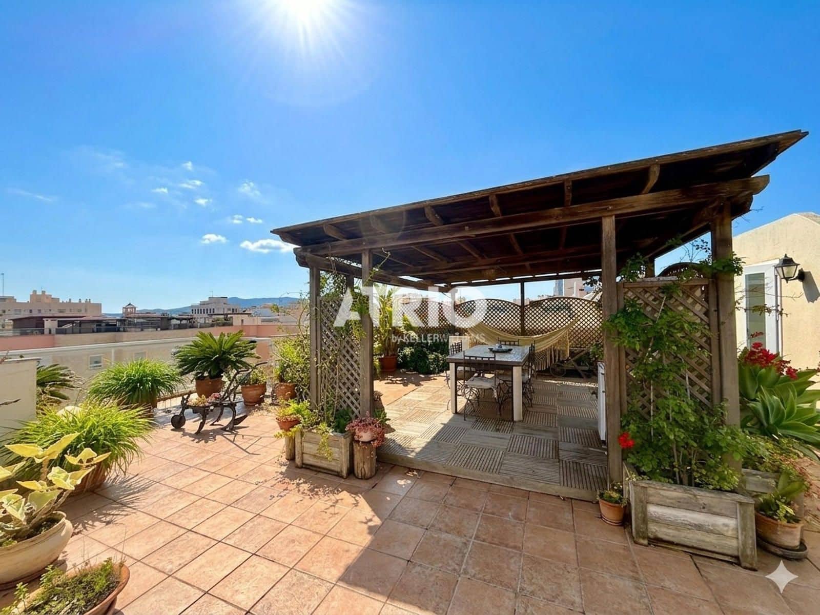 4 quarto Penthouse para venda em Palma de Mallorca com piscina garagem - 1 295 000 € (Ref: 9824095)