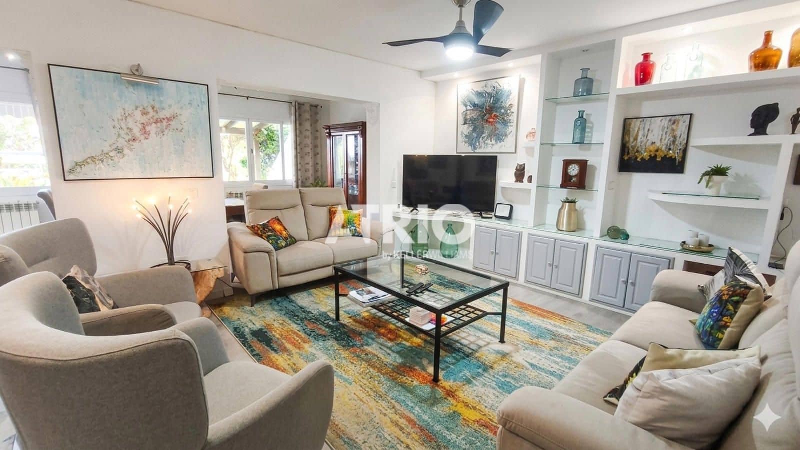4 bedroom Villa for sale in Llucmajor with garage - € 695,000 (Ref: 9832987)