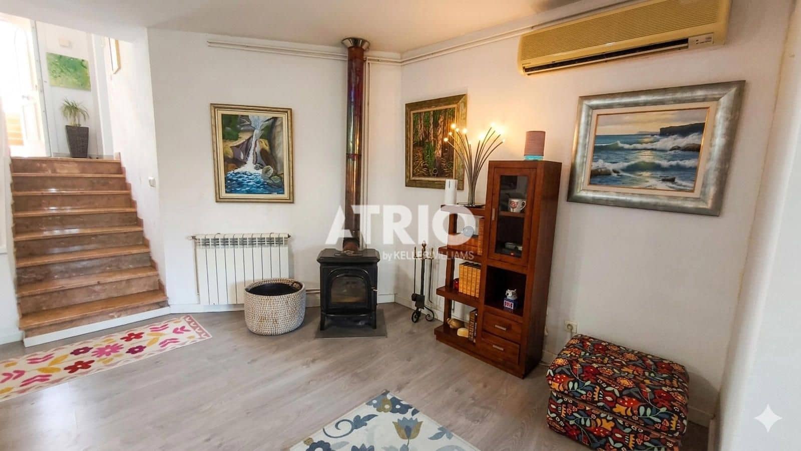 4 bedroom Villa for sale in Llucmajor with garage - € 695,000 (Ref: 9832987)