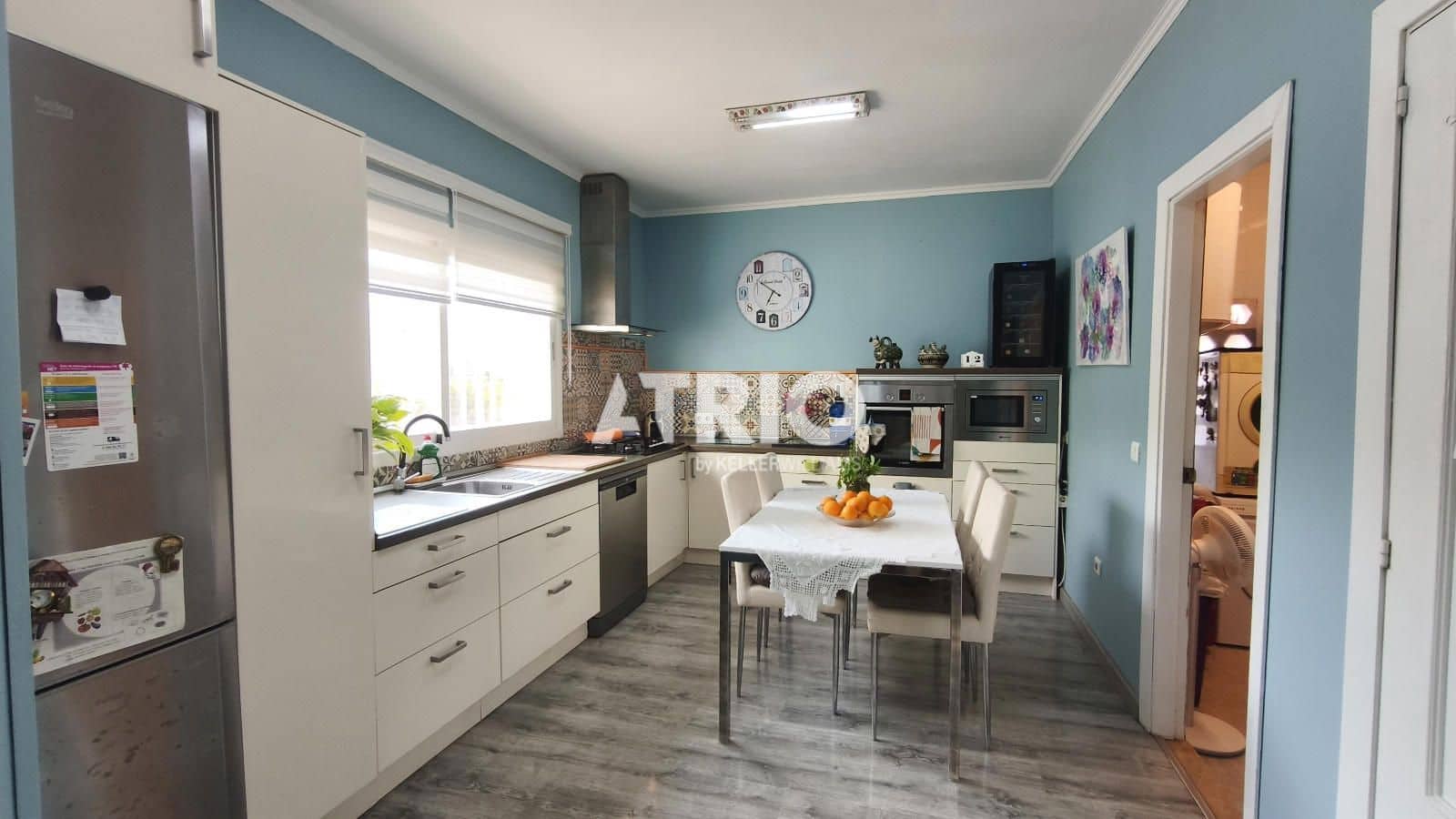 4 bedroom Villa for sale in Llucmajor with garage - € 695,000 (Ref: 9832987)