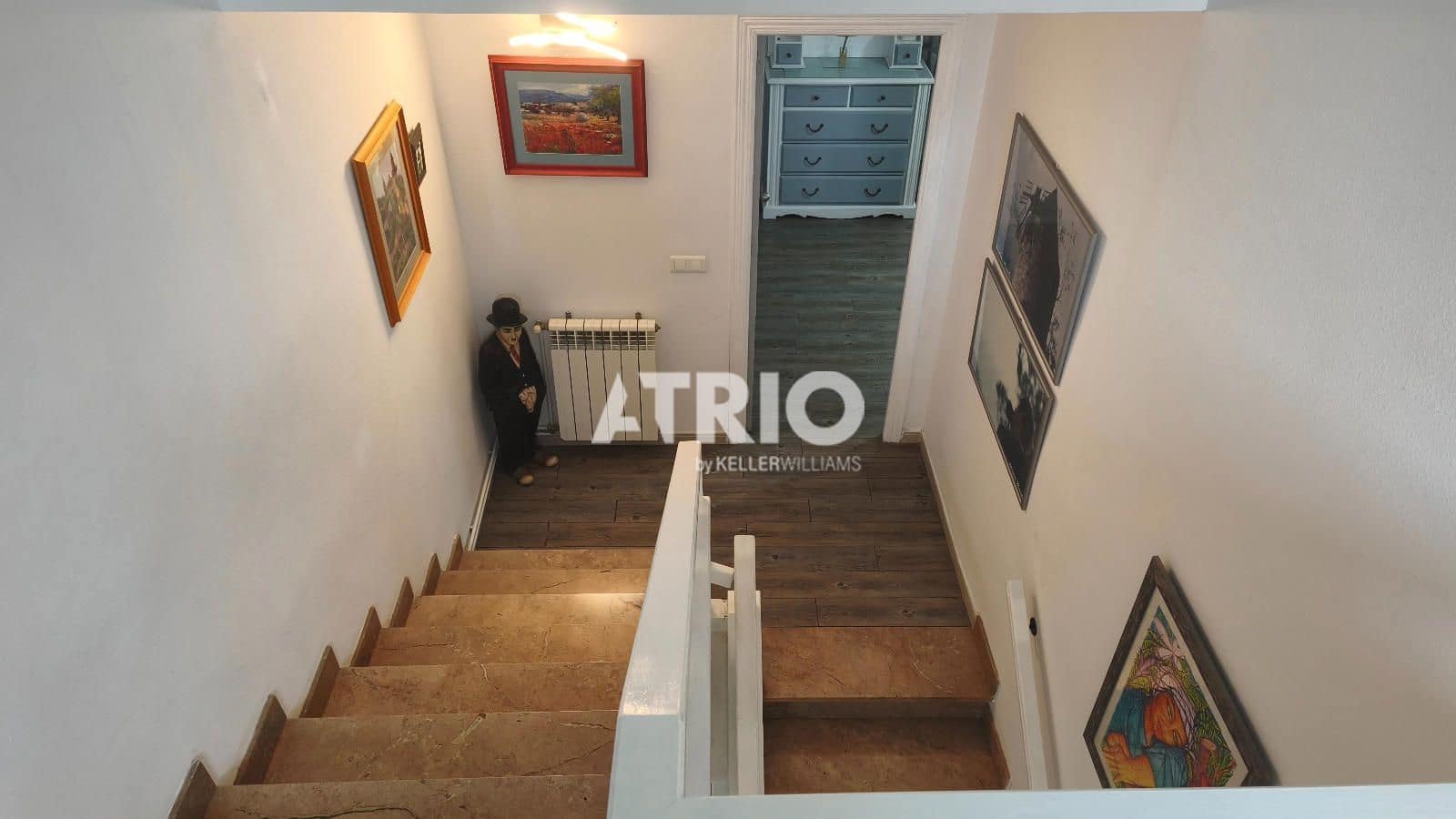 4 bedroom Villa for sale in Llucmajor with garage - € 695,000 (Ref: 9832987)