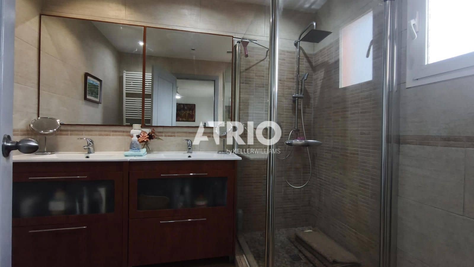 4 bedroom Villa for sale in Llucmajor with garage - € 695,000 (Ref: 9832987)