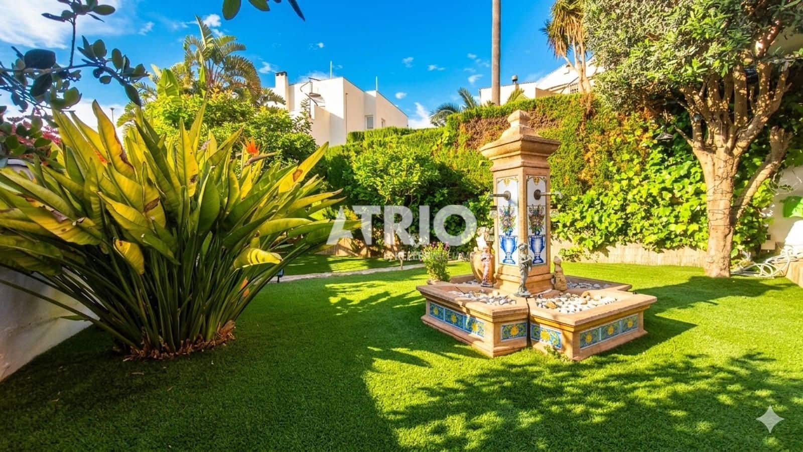 4 bedroom Villa for sale in Llucmajor with garage - € 695,000 (Ref: 9832987)