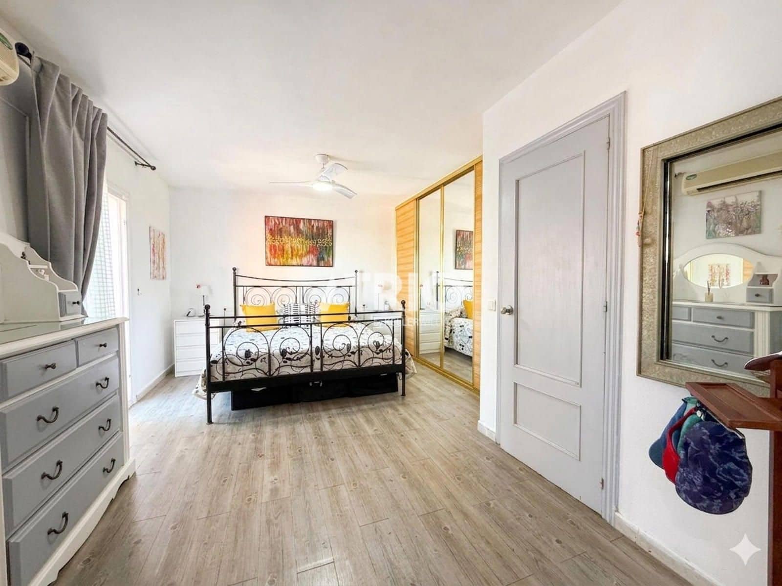 4 slaapkamer Villa te koop in Llucmajor met garage - € 680.000 (Ref: 9832987)