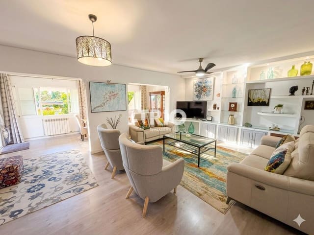 4 chambre Villa/Maison à vendre à Llucmajor avec garage - 695 000 € (Ref: 9832987)