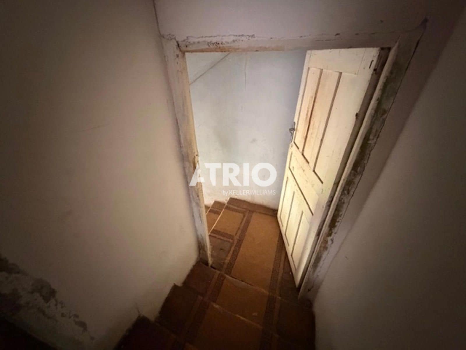 7 bedroom Villa for sale in Burgos city - € 75,000 (Ref: 9834305)