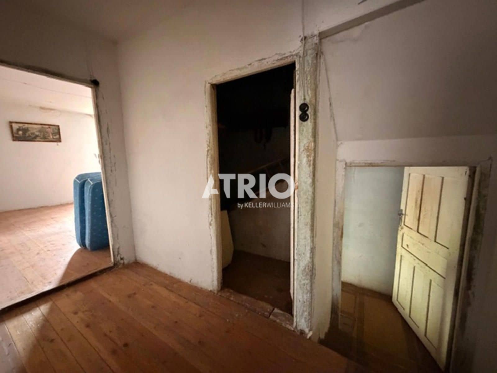 7 bedroom Villa for sale in Burgos city - € 75,000 (Ref: 9834305)