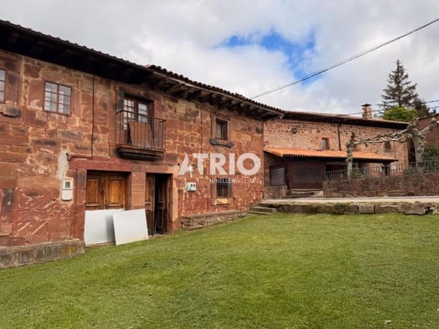 7 soveværelse Villa til salg i Burgos by - € 75.000 (Ref: 9834305)
