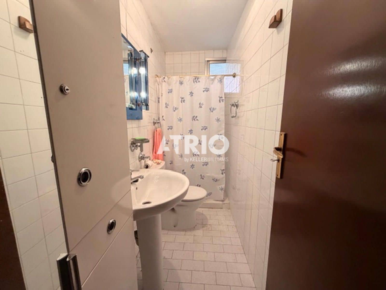 3 bedroom Flat for sale in Burgos city - € 45,000 (Ref: 9834873)