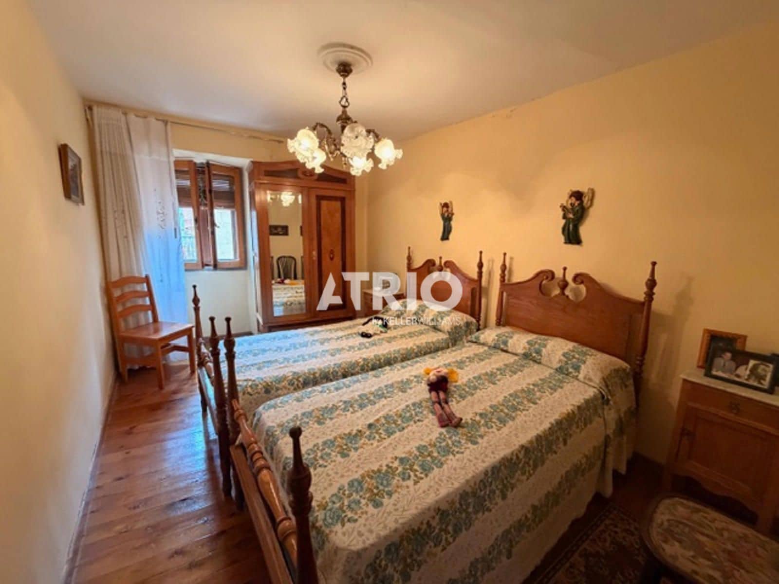 3 bedroom Flat for sale in Burgos city - € 45,000 (Ref: 9834873)