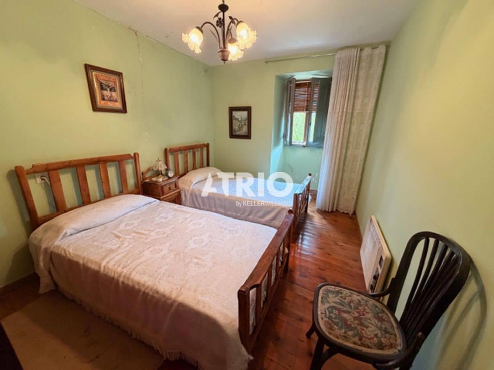 3 bedroom Flat for sale in Burgos city - € 45,000 (Ref: 9834873)