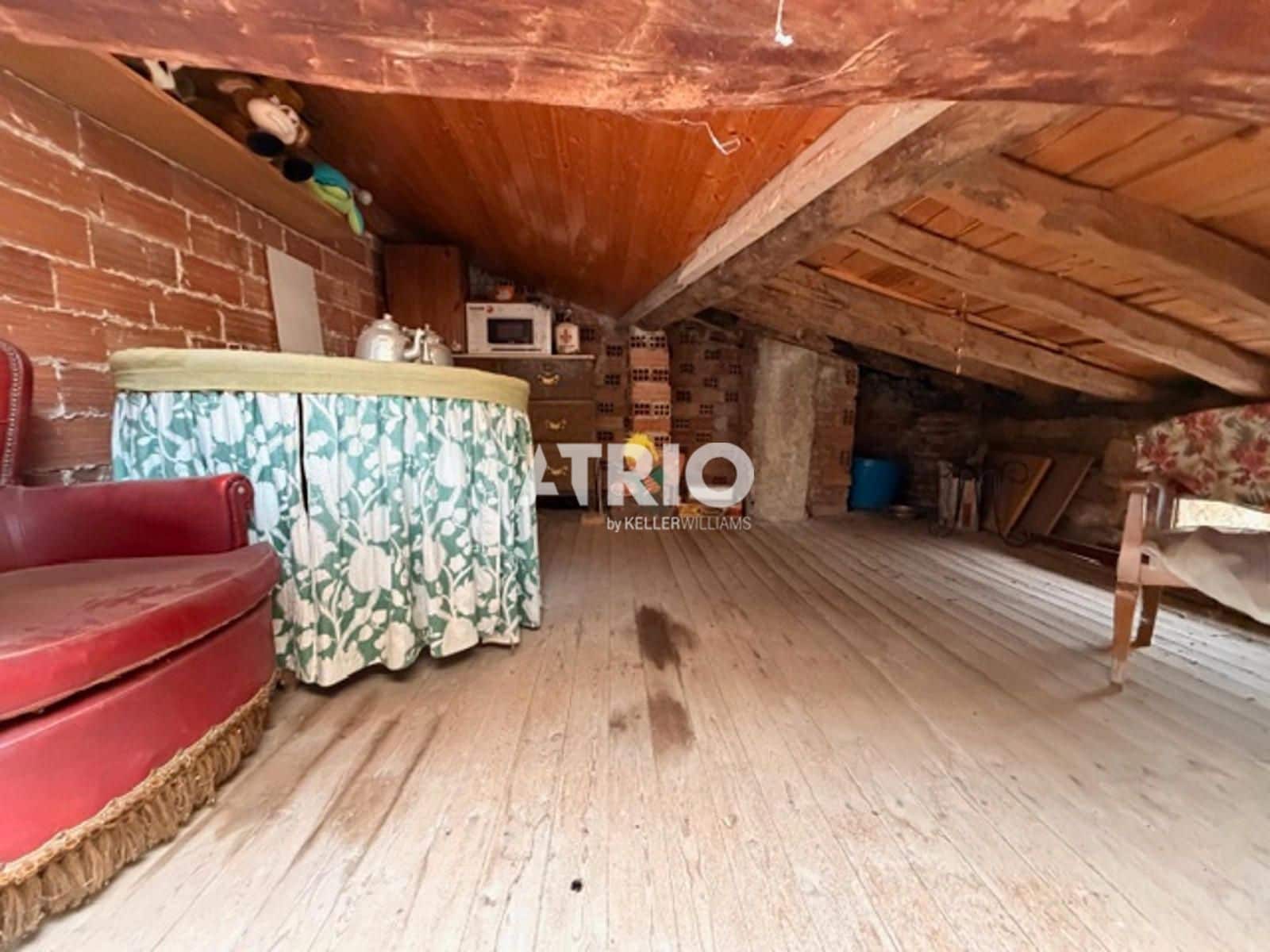 3 bedroom Flat for sale in Burgos city - € 45,000 (Ref: 9834873)