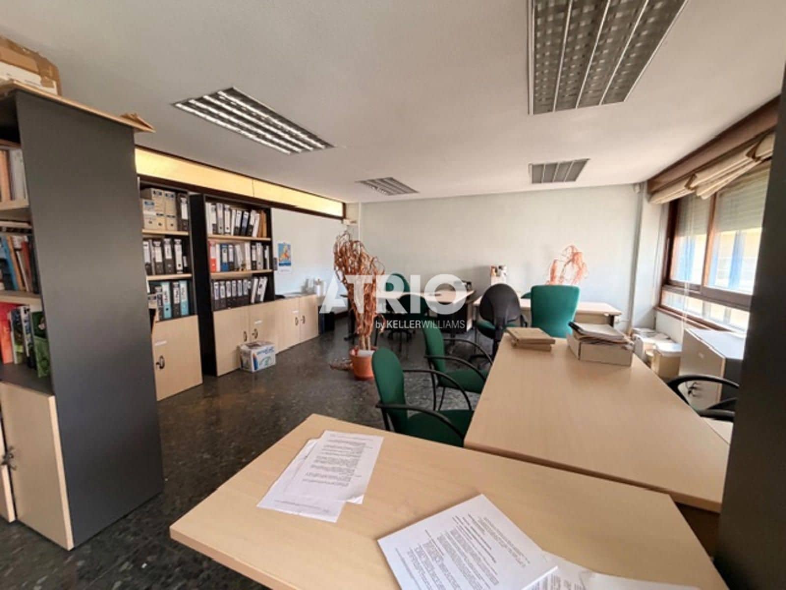 Office for rent in Burgos city - € 350 (Ref: 9844427)