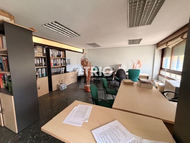 Kantoor te huur in Burgos stad - € 350 (Ref: 9844427)