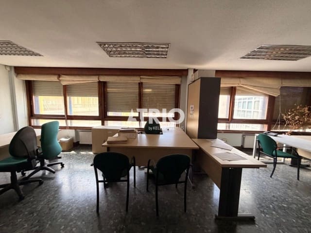 Kantoor te huur in Burgos stad - € 350 (Ref: 9844427)