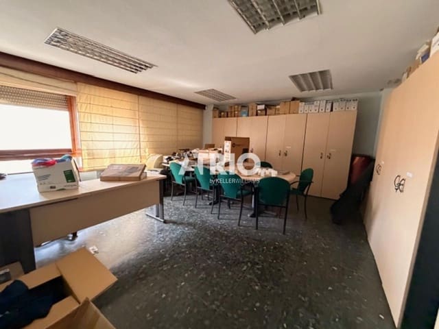 Kantoor te huur in Burgos stad - € 350 (Ref: 9844427)