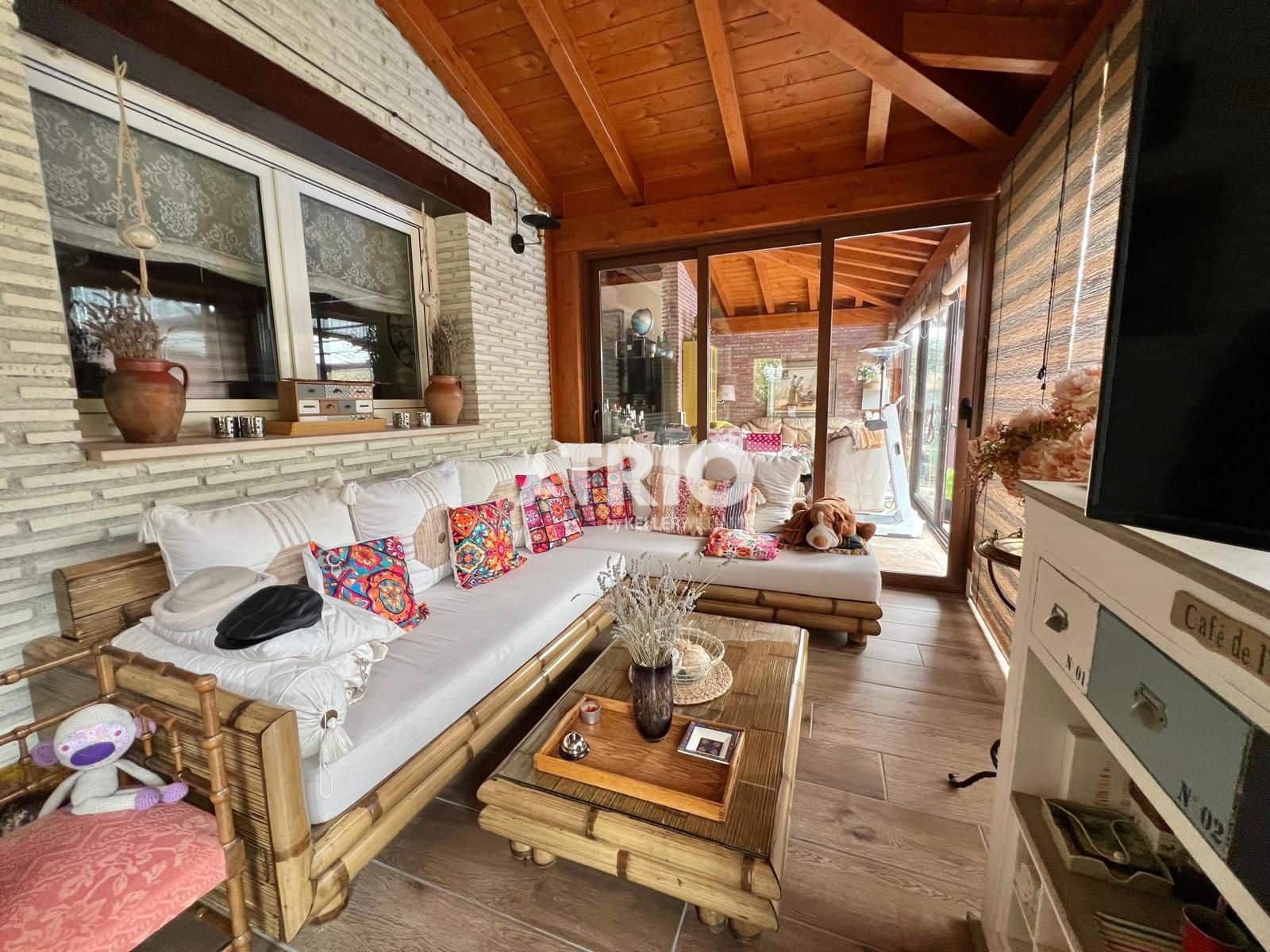 3 bedroom Villa for sale in Arcos with pool garage - € 360,000 (Ref: 9844700)