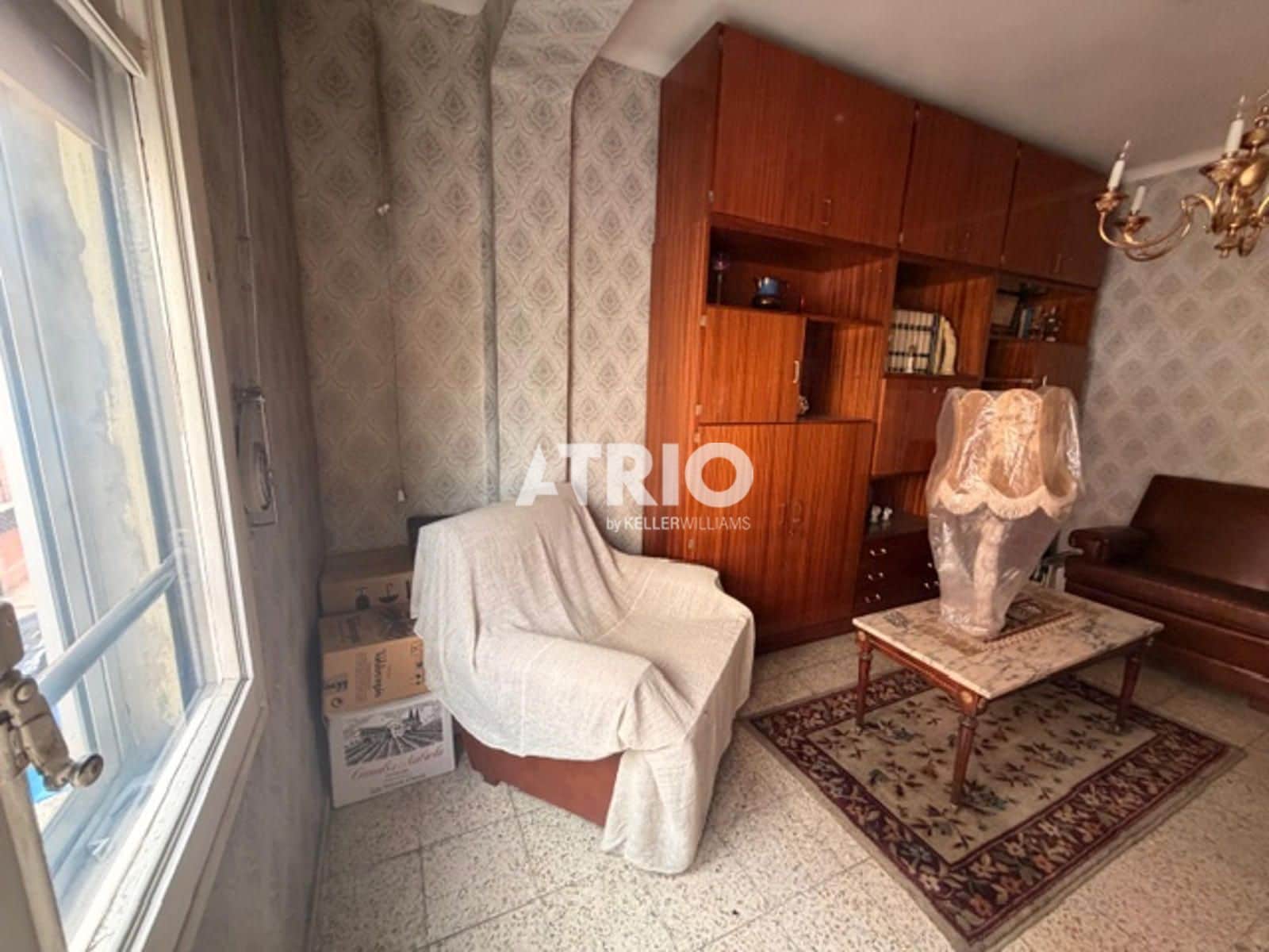 4 bedroom Flat for sale in Burgos city - € 175,000 (Ref: 9854282)