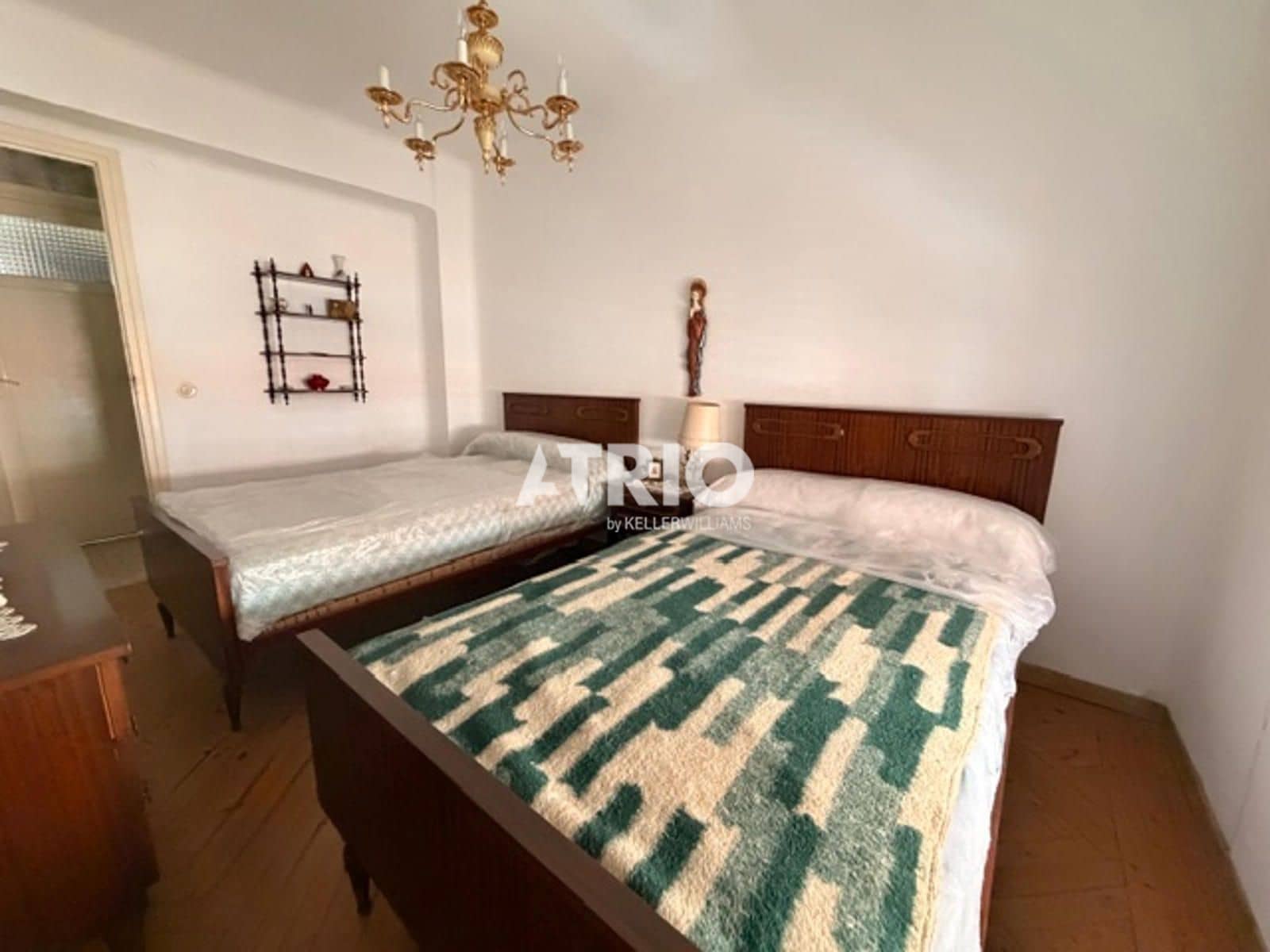 4 bedroom Flat for sale in Burgos city - € 175,000 (Ref: 9854282)