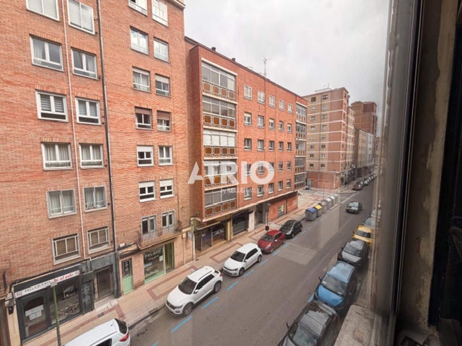 4 bedroom Flat for sale in Burgos city - € 175,000 (Ref: 9854282)