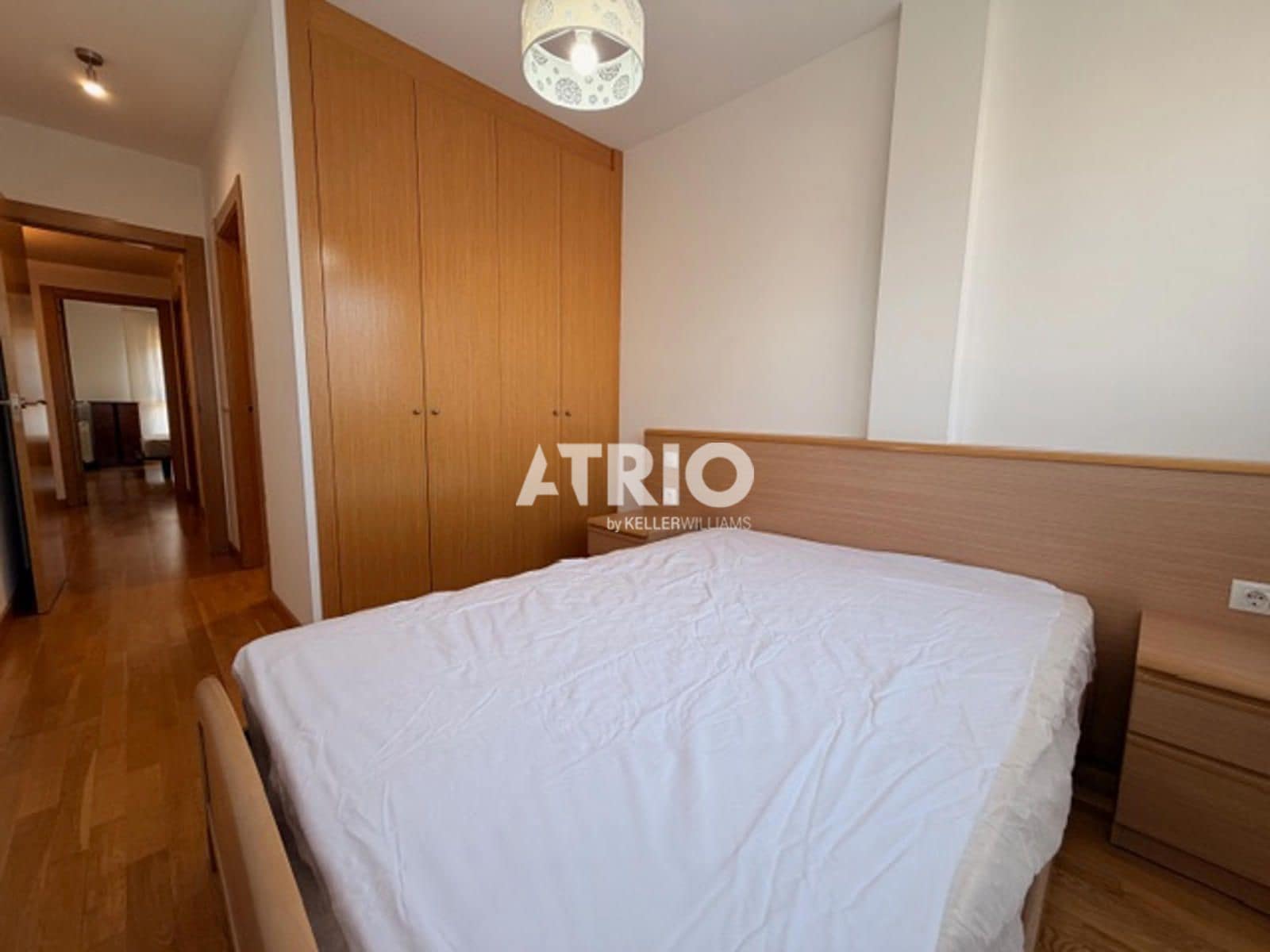 Appartement de 3 chambres à louer à Burgos ville - 950 € (Ref: 9854283)
