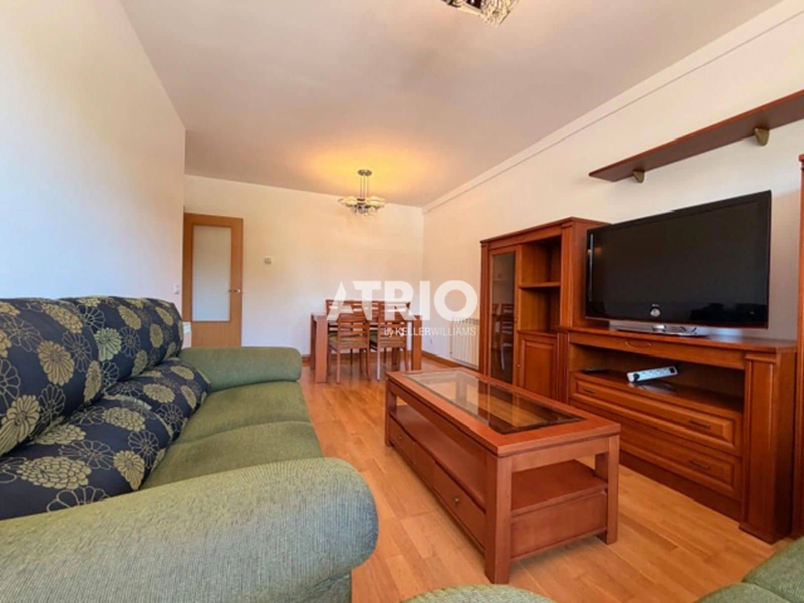 Appartement de 3 chambres à louer à Burgos ville - 950 € (Ref: 9854283)