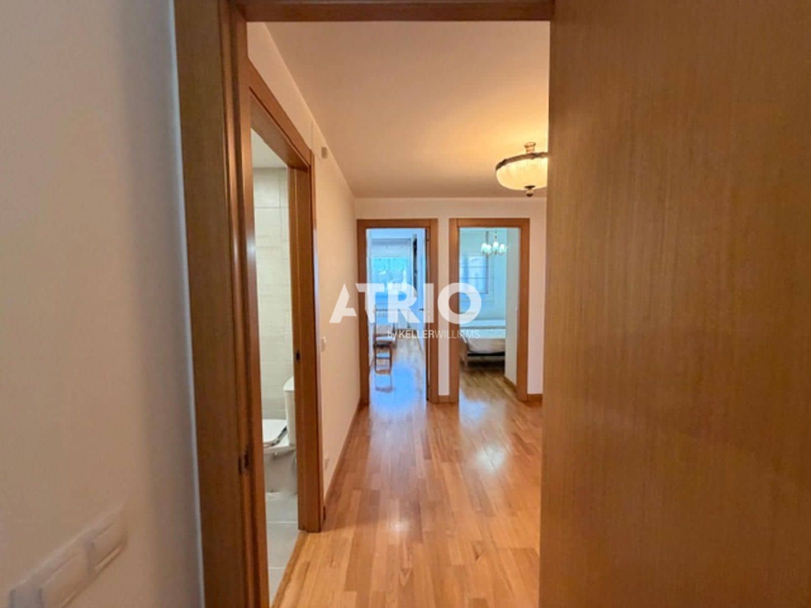 Appartement de 3 chambres à louer à Burgos ville - 950 € (Ref: 9854283)