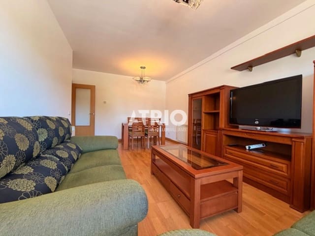 Appartement de 3 chambres à louer à Burgos ville - 950 € (Ref: 9854283)