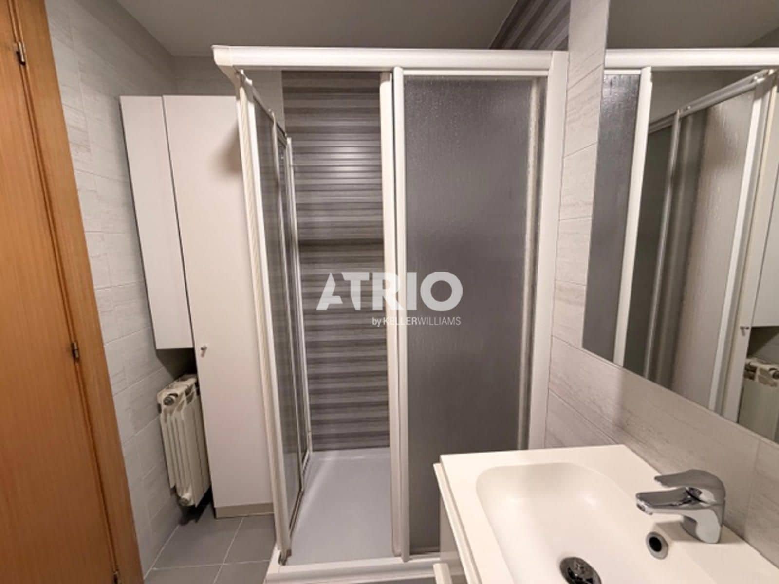 Appartement de 3 chambres à louer à Burgos ville - 950 € (Ref: 9854283)