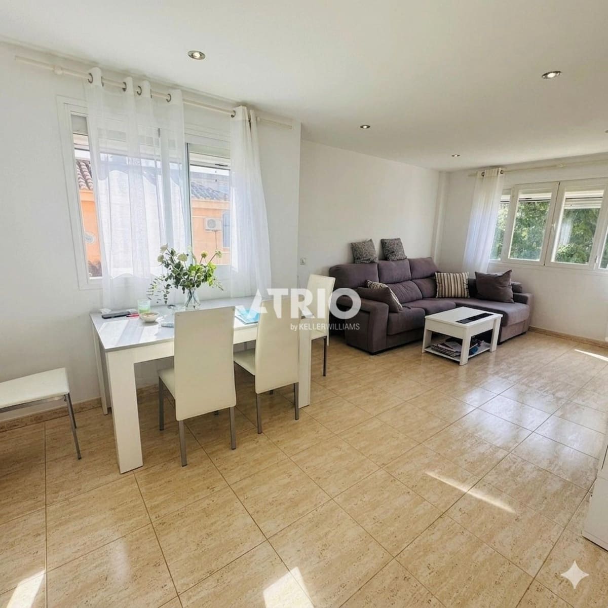 3 bedroom Flat for sale in Son Ferrer with garage - € 425,000 (Ref: 9858317)