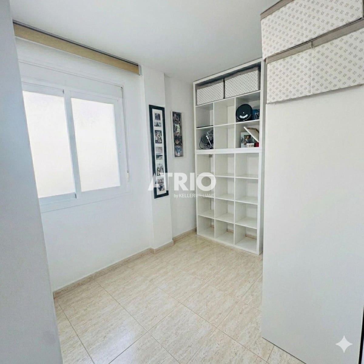 3 bedroom Flat for sale in Son Ferrer with garage - € 425,000 (Ref: 9858317)