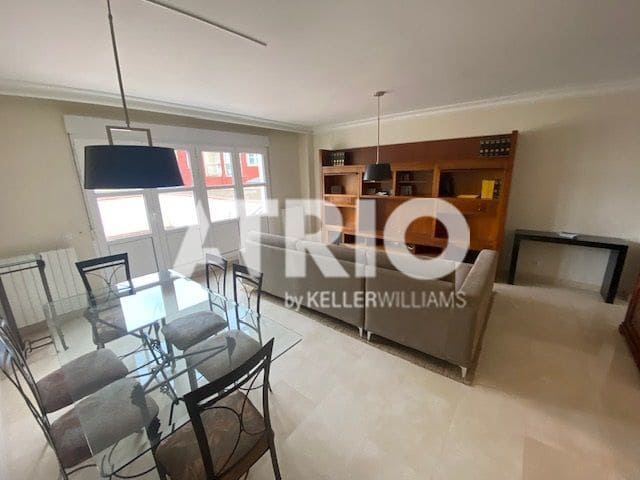 3 Zimmer Haus zu vermieten in Burgos Stadt mit Garage - 1.500 € (Ref: 9858819)