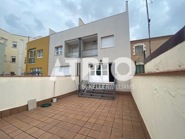 3 Zimmer Haus zu vermieten in Burgos Stadt mit Garage - 1.500 € (Ref: 9858819)