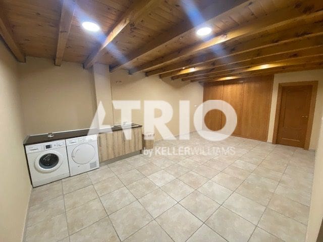 3 Zimmer Haus zu vermieten in Burgos Stadt mit Garage - 1.500 € (Ref: 9858819)