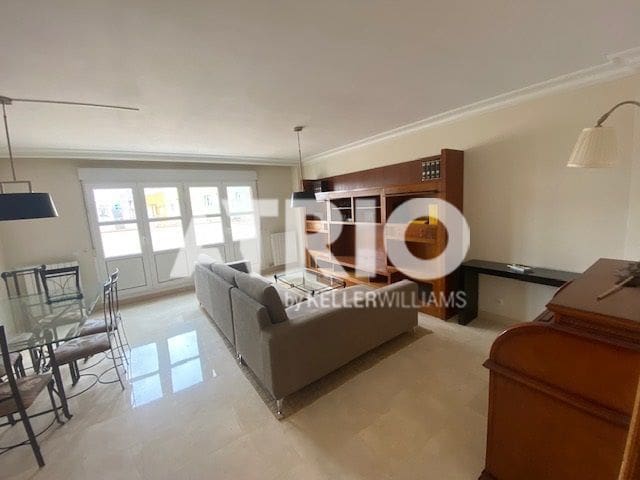 3 Zimmer Haus zu vermieten in Burgos Stadt mit Garage - 1.500 € (Ref: 9858819)