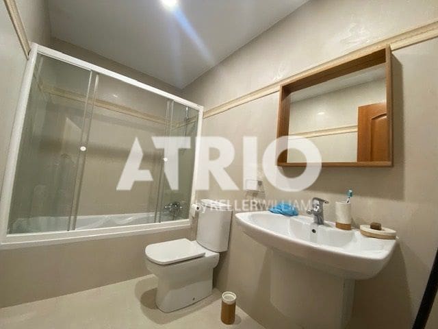 3 Zimmer Haus zu vermieten in Burgos Stadt mit Garage - 1.500 € (Ref: 9858819)
